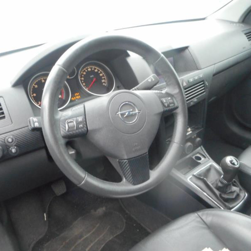 Traverse superieure OPEL ASTRA H Photo n°7