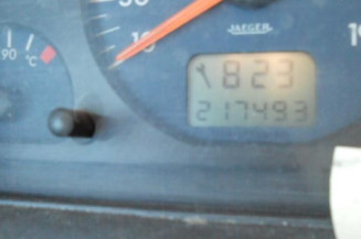 Etrier avant droit (freinage) PEUGEOT EXPERT 1