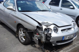 Retroviseur droit HYUNDAI COUPE 1