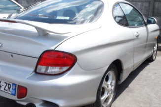 Retroviseur droit HYUNDAI COUPE 1