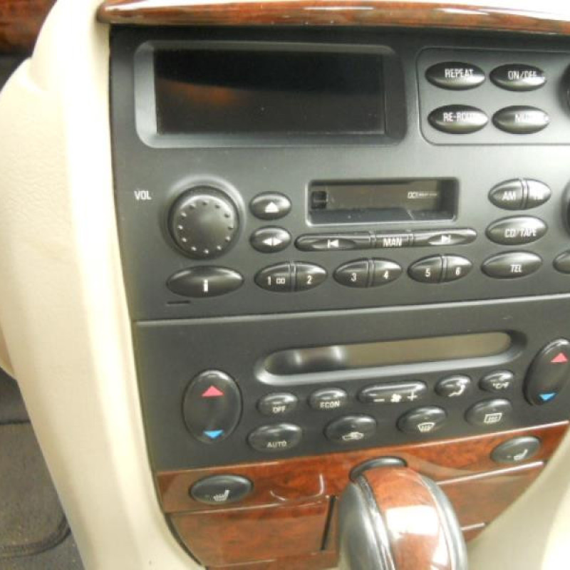 Face avant ROVER 75 Photo n°8