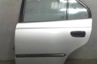 Porte arriere gauche HYUNDAI ACCENT 2 Photo n°1