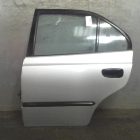 Porte arriere gauche HYUNDAI ACCENT 2 Photo n°1