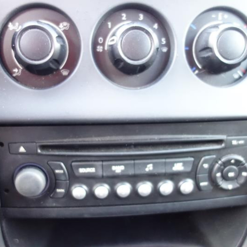 Interrupteur de leve vitre avant droit CITROEN C3 2 Photo n°9