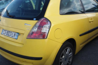 Bras essuie glace avant gauche FIAT STILO
