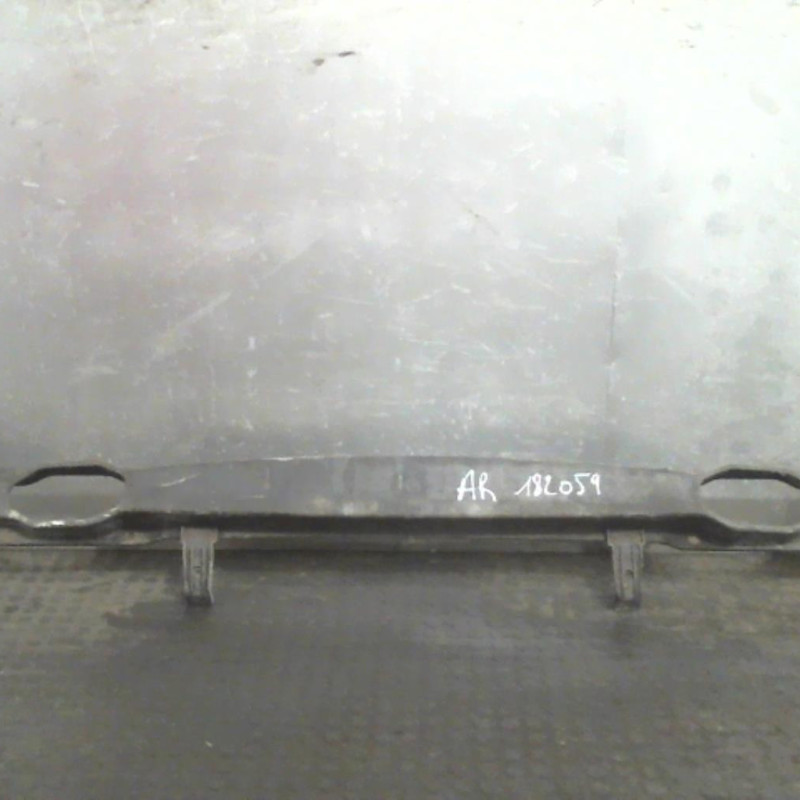 Renfort pare choc arriere (traverse) HYUNDAI MATRIX Photo n°1