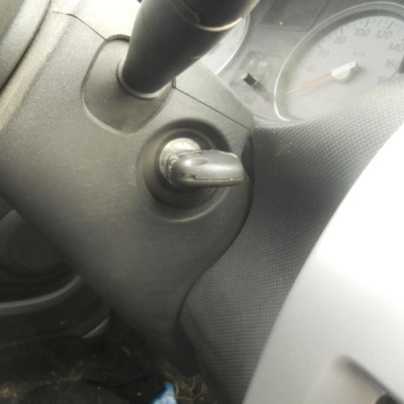 Leve vitre electrique avant droit DACIA SANDERO 1 Photo n°10