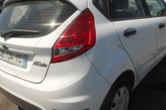 Pompe lave glace avant FORD FIESTA 6