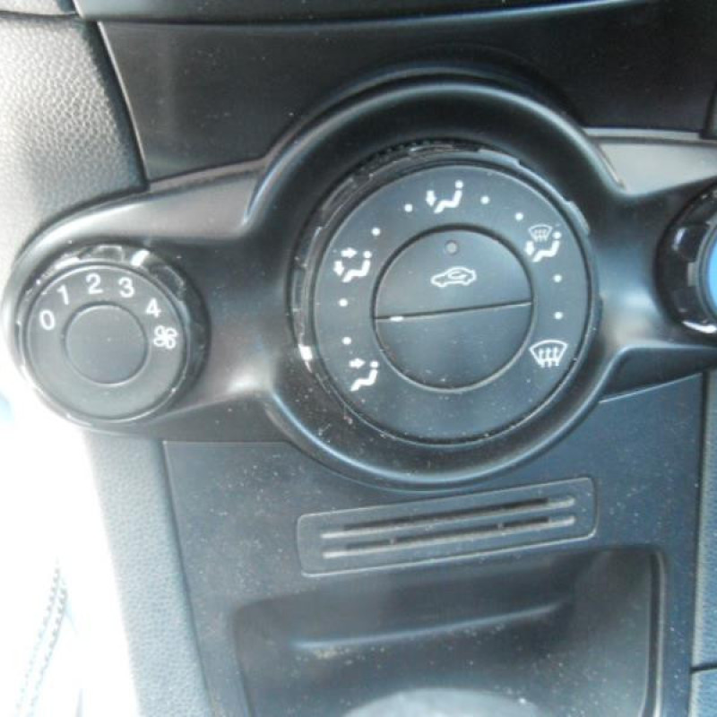 Pompe lave glace avant FORD FIESTA 6 Photo n°10