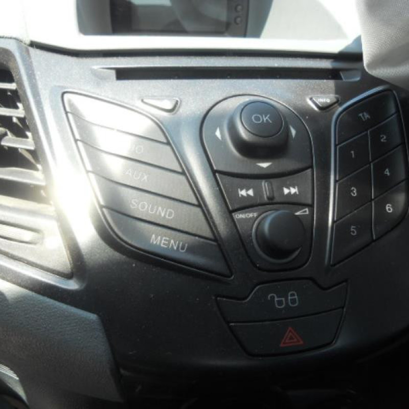 Pompe lave glace avant FORD FIESTA 6 Photo n°11