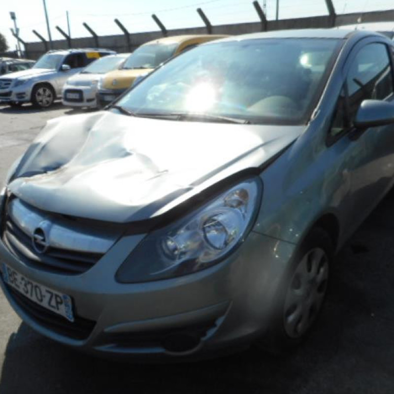 Serrure avant droit OPEL CORSA D Photo n°4