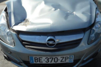 Serrure avant droit OPEL CORSA D