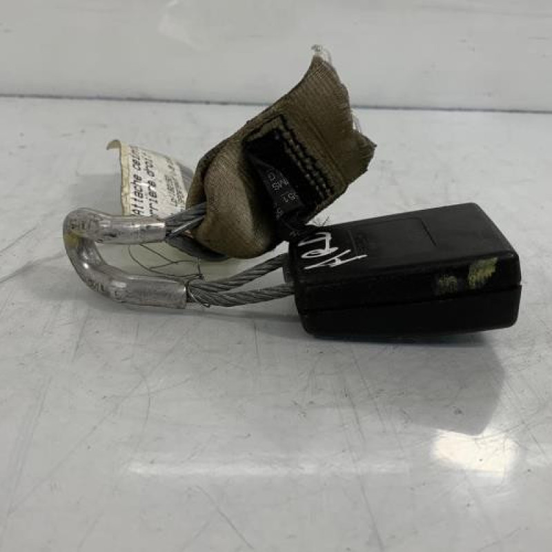 Attache ceinture arriere droit AUDI A3 2 Photo n°2