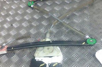 Leve vitre electrique avant droit AUDI A3 2 Photo n°1