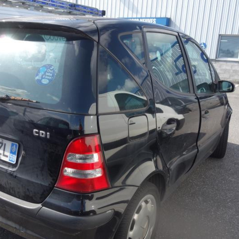 Pare choc avant MERCEDES CLASSE A 168 Photo n°9
