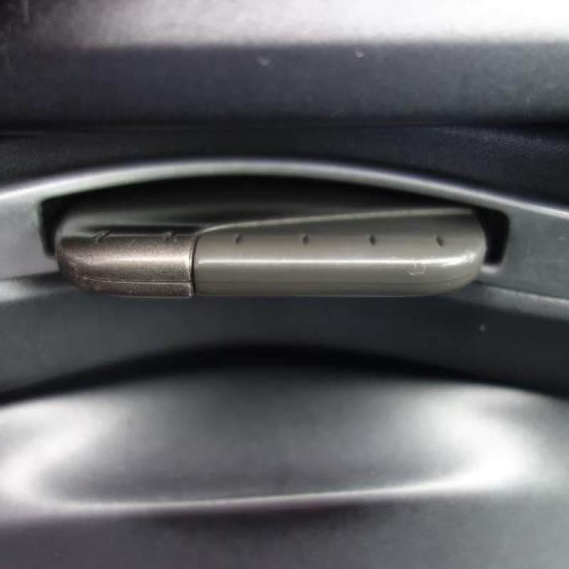 Etrier avant gauche (freinage) RENAULT LAGUNA 2 Photo n°10