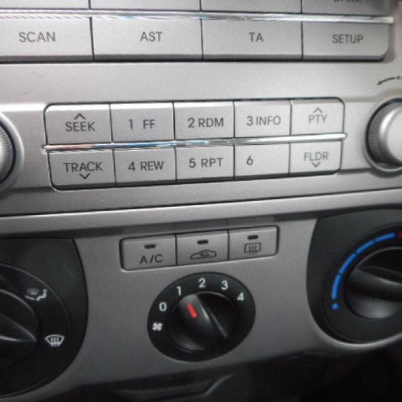 Ceinture arriere gauche HYUNDAI I 20 1 Photo n°10
