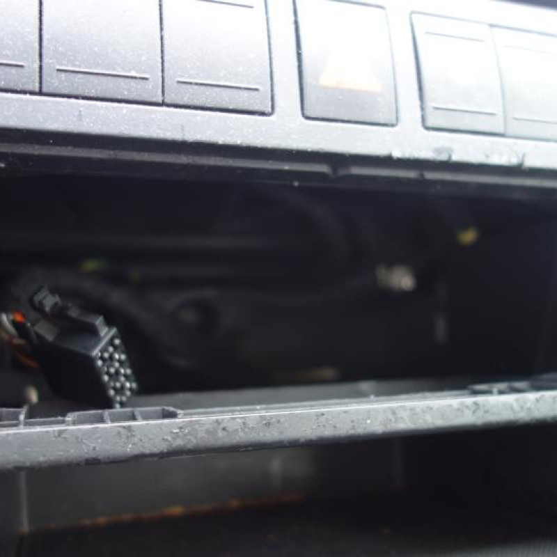 Renfort pare choc arriere (traverse) VOLKSWAGEN POLO 4 Photo n°10
