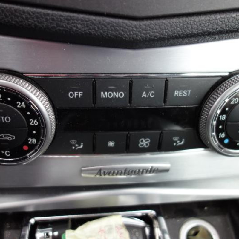 Retroviseur interieur MERCEDES CLASSE C 204 Photo n°9