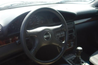 Optique avant principal gauche (feux)(phare) AUDI 100 3