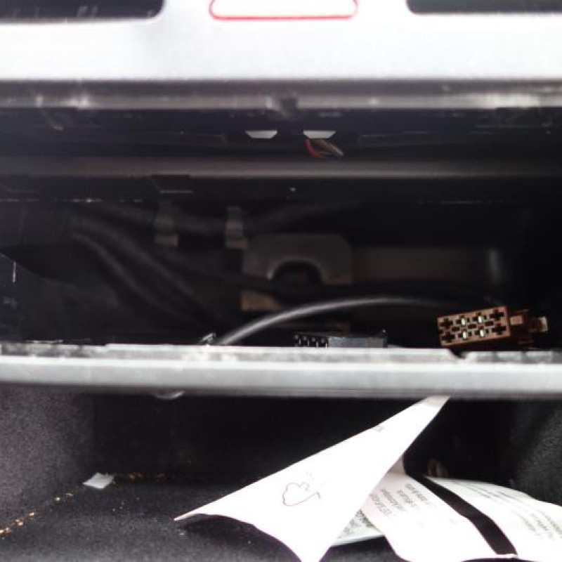 Renfort pare choc avant (traverse) VOLKSWAGEN POLO 3 Photo n°7