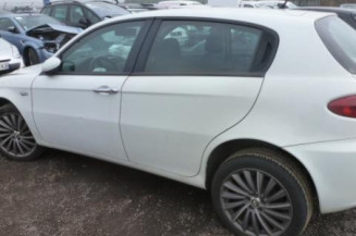 Feu arriere secondaire gauche (feux) ALFA ROMEO 147