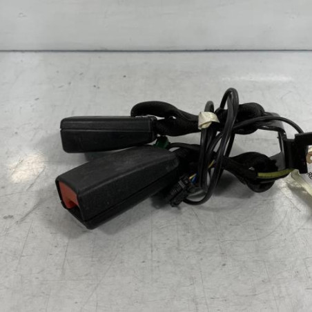 Attache ceinture arriere gauche FIAT PANDA 3 Photo n°1