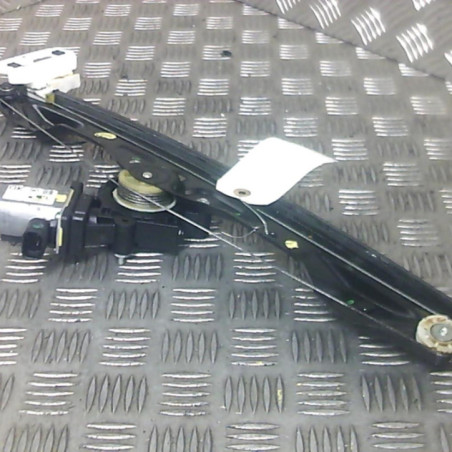 Leve vitre electrique avant gauche FIAT PANDA 3 Photo n°1