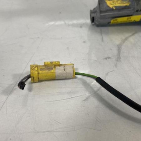 Pretensionneur de ceinture avant droit FIAT PANDA 3