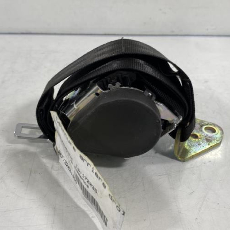 Ceinture arriere droit VOLKSWAGEN GOLF 5 Photo n°3