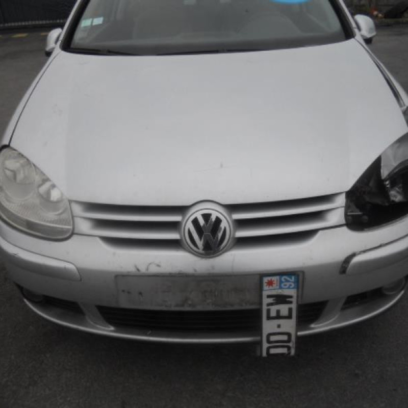 Ceinture arriere gauche VOLKSWAGEN GOLF 5 Photo n°5