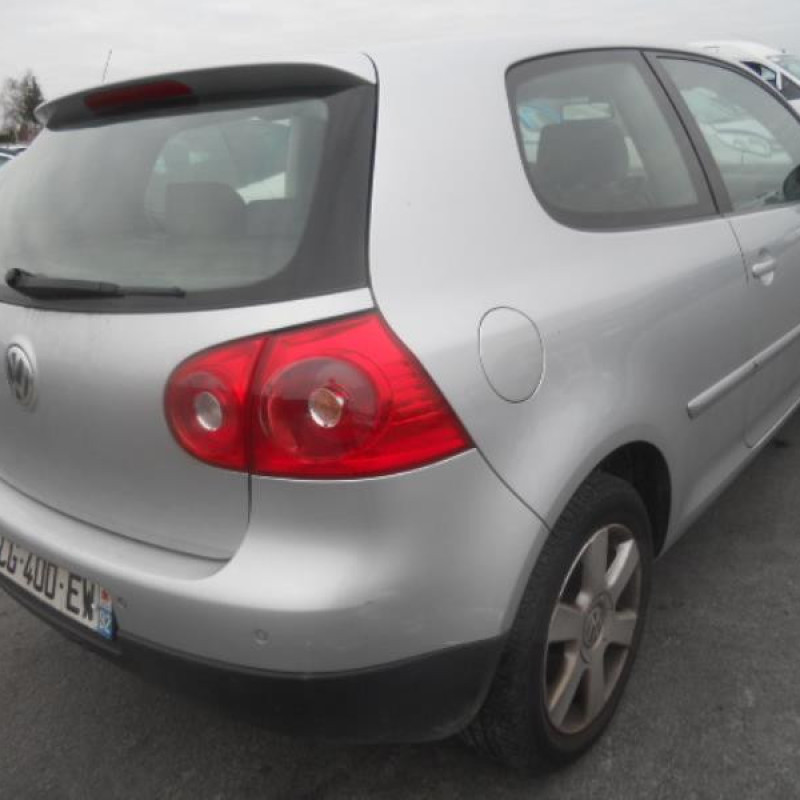 Ceinture arriere gauche VOLKSWAGEN GOLF 5 Photo n°7