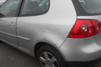 Ceinture arriere gauche VOLKSWAGEN GOLF 5