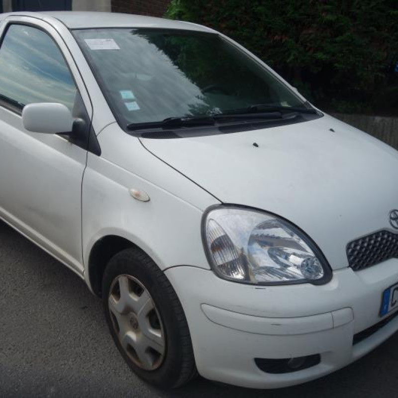 Bloc ABS (freins anti-blocage) TOYOTA YARIS 1 Photo n°3