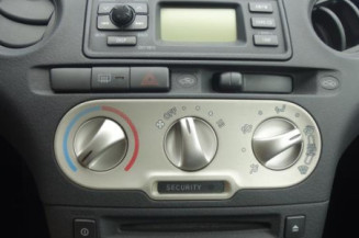 Bloc ABS (freins anti-blocage) TOYOTA YARIS 1