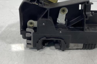 Serrure avant droit RENAULT TRAFIC 2