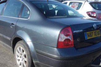 Retroviseur gauche VOLKSWAGEN PASSAT 4