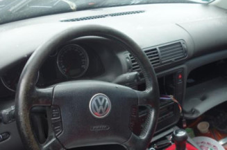 Porte avant droit VOLKSWAGEN PASSAT 4