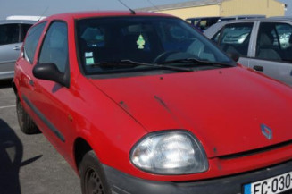 Aile avant gauche RENAULT CLIO 2
