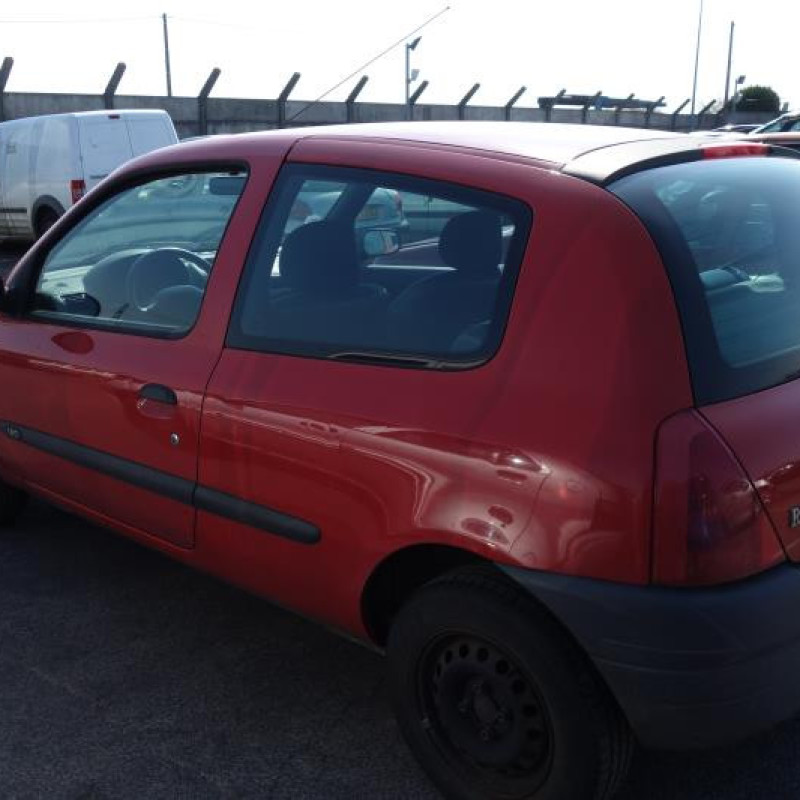 Aile avant gauche RENAULT CLIO 2 Photo n°9