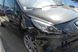 Attache ceinture arriere droit PEUGEOT 207