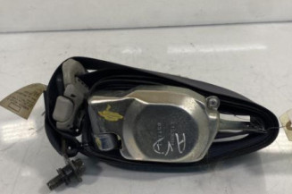 Pretensionneur de ceinture avant droit SUZUKI SWIFT 3 Photo n°1