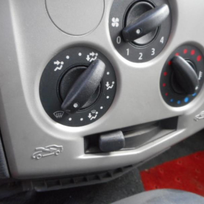 Amortisseur avant droit DACIA LOGAN 1 Photo n°7