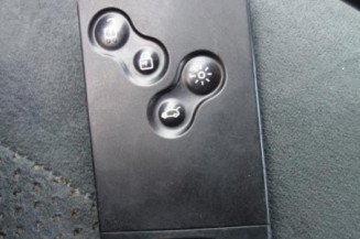 Pivot de moyeu avant gauche RENAULT SCENIC 3