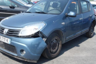 Leve vitre electrique avant gauche DACIA SANDERO 1
