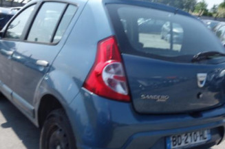 Leve vitre electrique avant gauche DACIA SANDERO 1