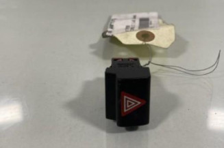 Bouton de warning CITROEN C4 GRAND PICASSO 2 Photo n°1