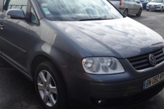 Calandre VOLKSWAGEN TOURAN 1