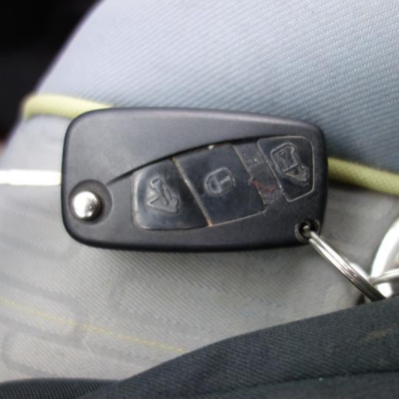 Serrure arriere droit PEUGEOT BIPPER Photo n°9
