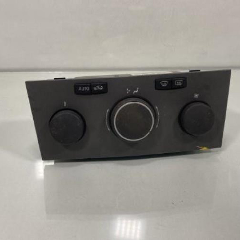 Commande chauffage OPEL ZAFIRA B Photo n°1